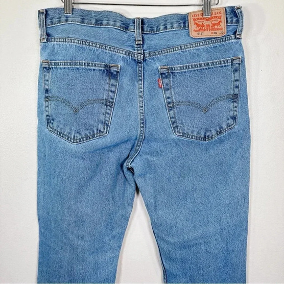 Levis Mens Size 36x30  Light Wash Slim Straight Jeans - Picture 13 of 16